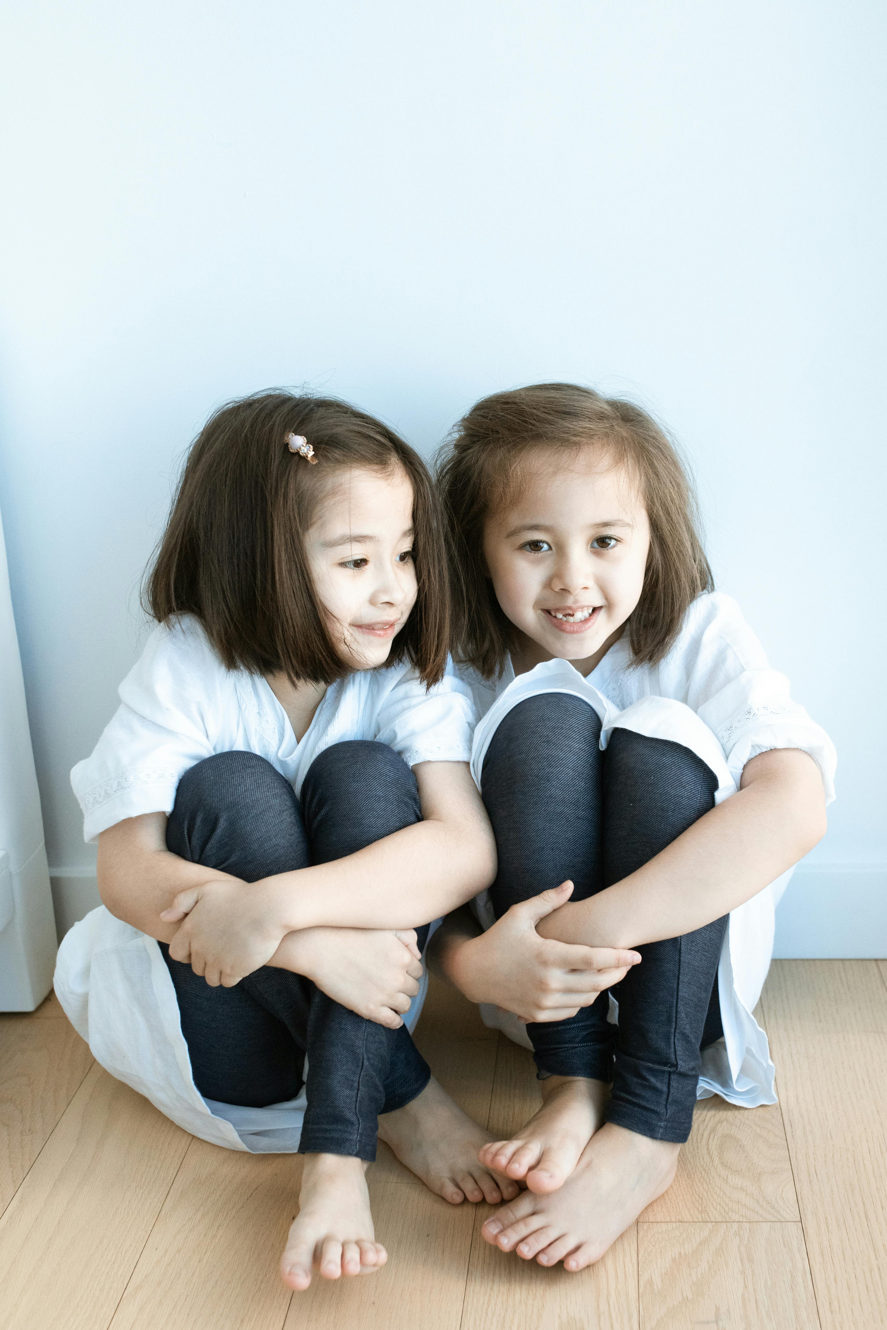 《镜面独白》封面图